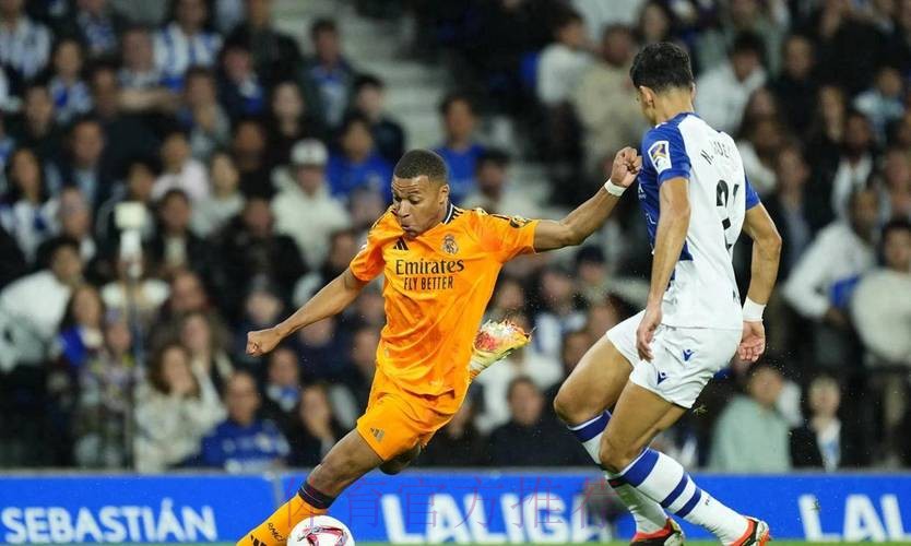 每体:皇马弥漫紧张气氛 阿隆索威信出现动摇 每体:皇马弥漫紧张气氛 阿隆索威信出现动摇